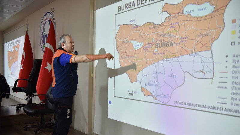 Mustafakemalpaşa Belediyesi afetlere hazır Mustafakemalpaşa Belediyesi, Afet ve Acil Durum (AFAD) İl Müdürlüğü işbirliği
