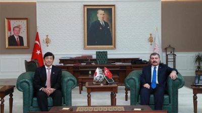 Sağlık Bakanı Koca, Japonya Ankara Büyükelçisi ile görüştü