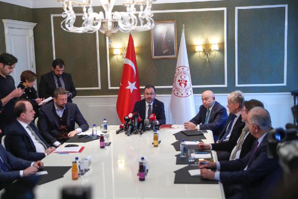 Ligler ertelendi… Peki ne zaman başlayacak? Ligler ertelendi… Peki ne zaman başlayacak?