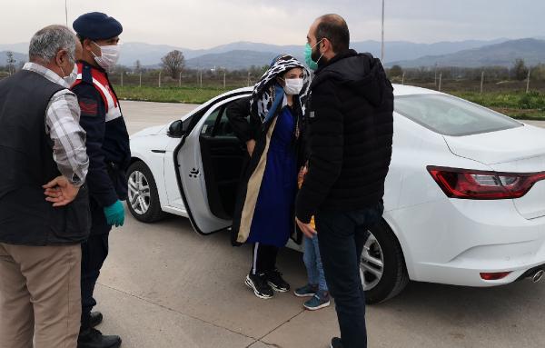 İki çocuğu ile seyahat eden sürücüye 784 lira ceza