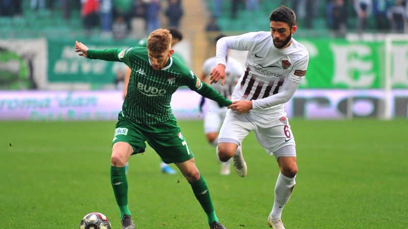 Umudumuz gençler! Bursaspor, özkaynaklarıyla imzaladığı uzun süreli sözleşmelerle geleceğini garanti altına aldı