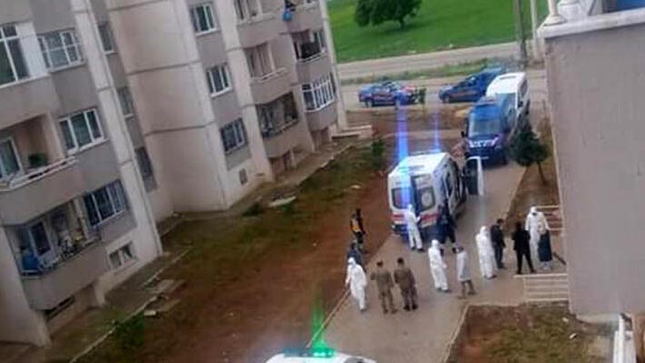 Korona testi negatif çıkmıştı! Evinde ölü bulundu