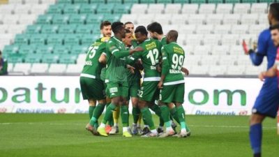 Timsah’ta herkes golcü!