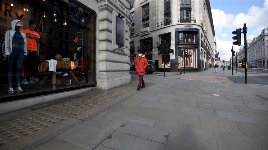 İngiltere’de 684 kişi daha koronadan öldü