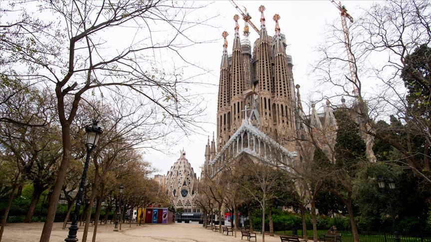 İspanya’da olağanüstü hal 25 Nisan’a kadar uzatılacak