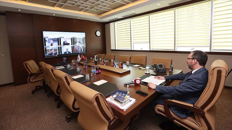 Gençlik ve Spor Bakanı Mehmet Muharrem Kasapoğlu, federasyon başkanları ile