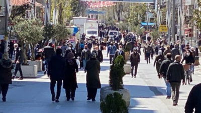 Sıcak havayı gören kendini dışarı attı