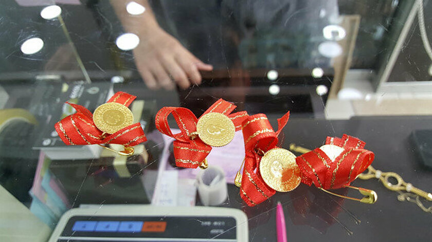 Kuyumcularda çeyrek ve gram altın kalmadı!