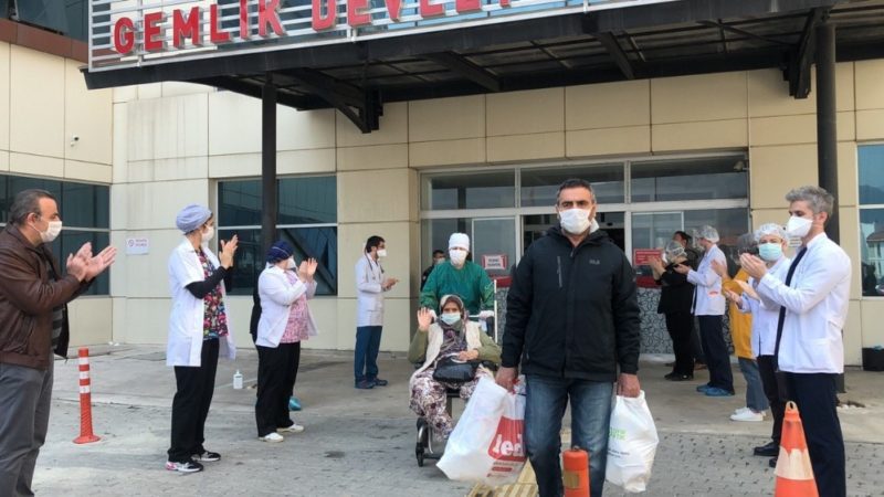 Bursa’da korona olan 9 kişiden daha haber var Bursa’nın Gemlik ilçesinde korona virüs sebebiyle hastanede tedavi gören 9