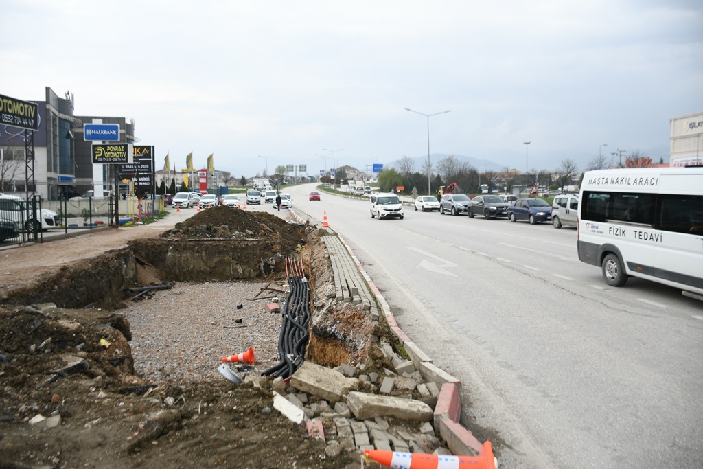 Yaya üst geçidi için çalışmalar başladı