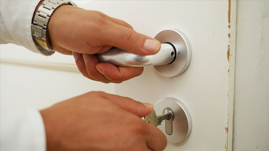 ‘Eşi eve giremesin’ diye kapı kilidini değiştirene kötü haber