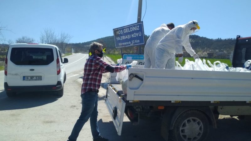 Bursa’da karantinadaki mahalleye Büyükşehir desteği Koronavirüs vakalarında artış gözlenmesi üzerine 7 Nisan’da karantinaya alınan Bursa’nın