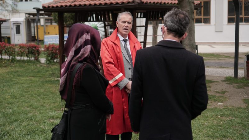 Açık havada nikah Koronavirüs salgını nedeniyle ilçedeki tedbirleri üst seviyeye çıkartan Kestel Belediyesi,