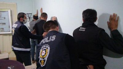 Kumar oynayan eşlerini ihbar ettiler: 28 bin 350 lira ceza