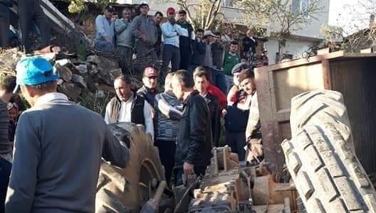 Bursa’da korkunç kaza: 1 ölü, 4 yaralı Bursa’da korkunç kaza: 1 ölü, 4 yaralı