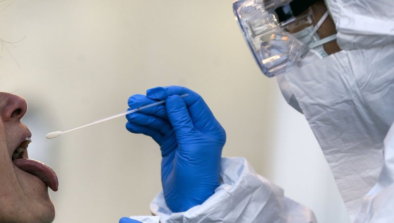 Koronavirüse yakalandığını yediği domates salçası sayesinde anladı