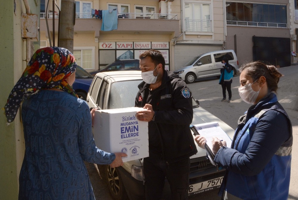 Mudanya Belediyesinden 4 bin 166 aileye ramazan paketi Mudanya Belediyesinden 4 bin 166 aileye ramazan paketi