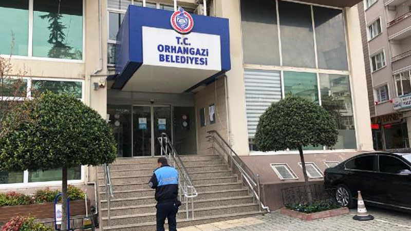 Orhangazi Belediyesi’nden satılık kamyonet…