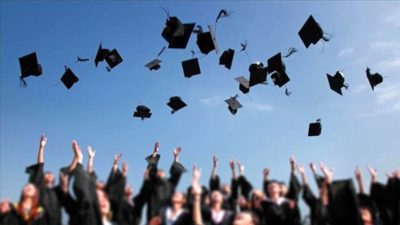 AK Parti, salgın nedeniyle ara verilen üniversiteler için harekete geçti