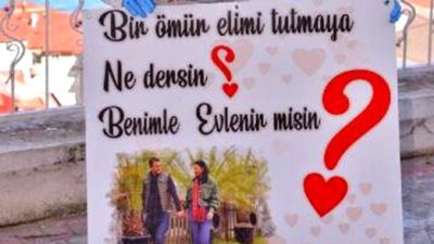 Evlenmek için vinç kiraladı…