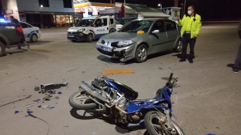 Bursa’da vardiya değişiminde kaza Bursa’nın Mustafakemalpaşa ilçesindeki fabrikadaki vardiya değişiminde yaşanan trafik kazasında, motosiklet