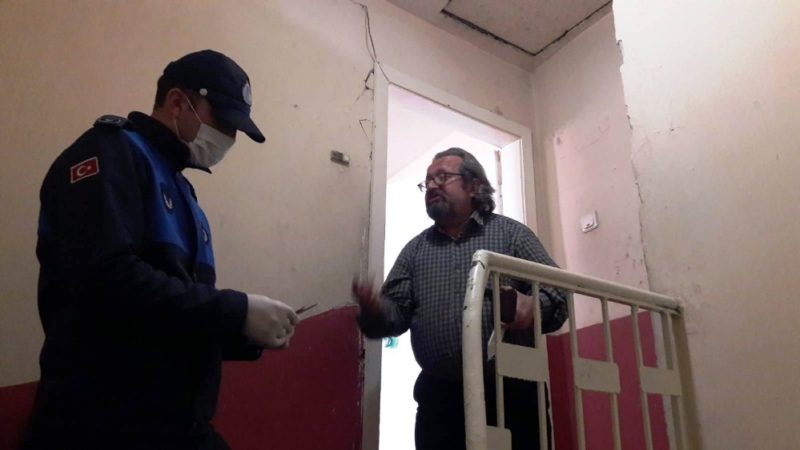 Osmangazi Belediyesi, iki günlük sokağa çıkma yasağı getirilmesinin ardından evlerinde