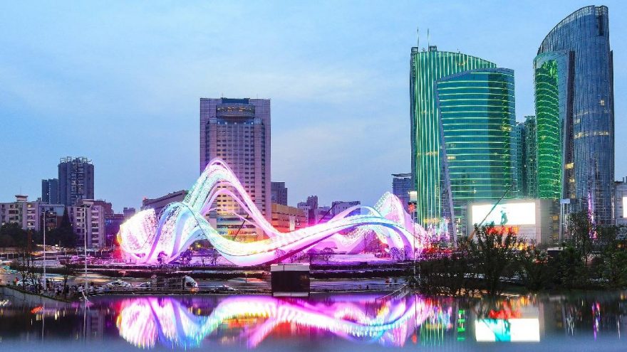 Şaka değil gerçek! Koronanın başkenti Wuhan’da hiç hasta kalmadı…