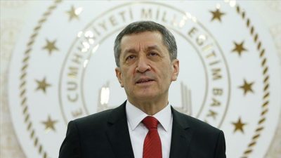 Binlerce öğrencinin merak ettiği soruya Bakan’dan yanıt