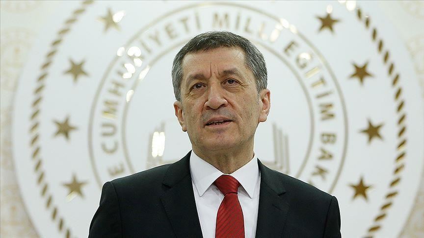 Binlerce öğrencinin merak ettiği soruya Bakan’dan yanıt