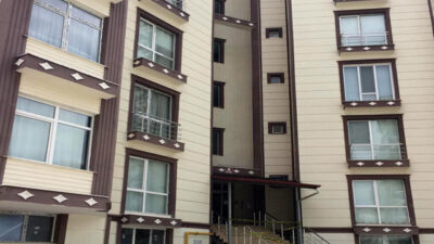 Vaka tespit edilen sitede, 2 apartman karantinaya alındı