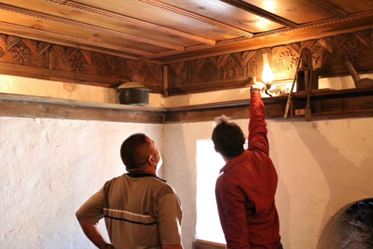 Bursa’da sırlarla dolu ev! Köylü kimin yaptığını bilmiyor…