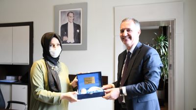 Başkan Taban personelin Anneler Günü’nü kutladı