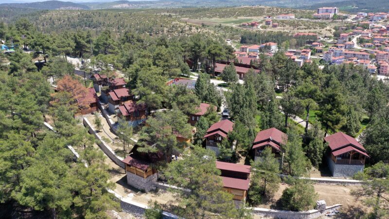Bursa’da eko-turizm atağı Bursa Büyükşehir Belediyesi tarafından Harmancık Belediyesi Eko Turizm Sosyal Tesisleri
