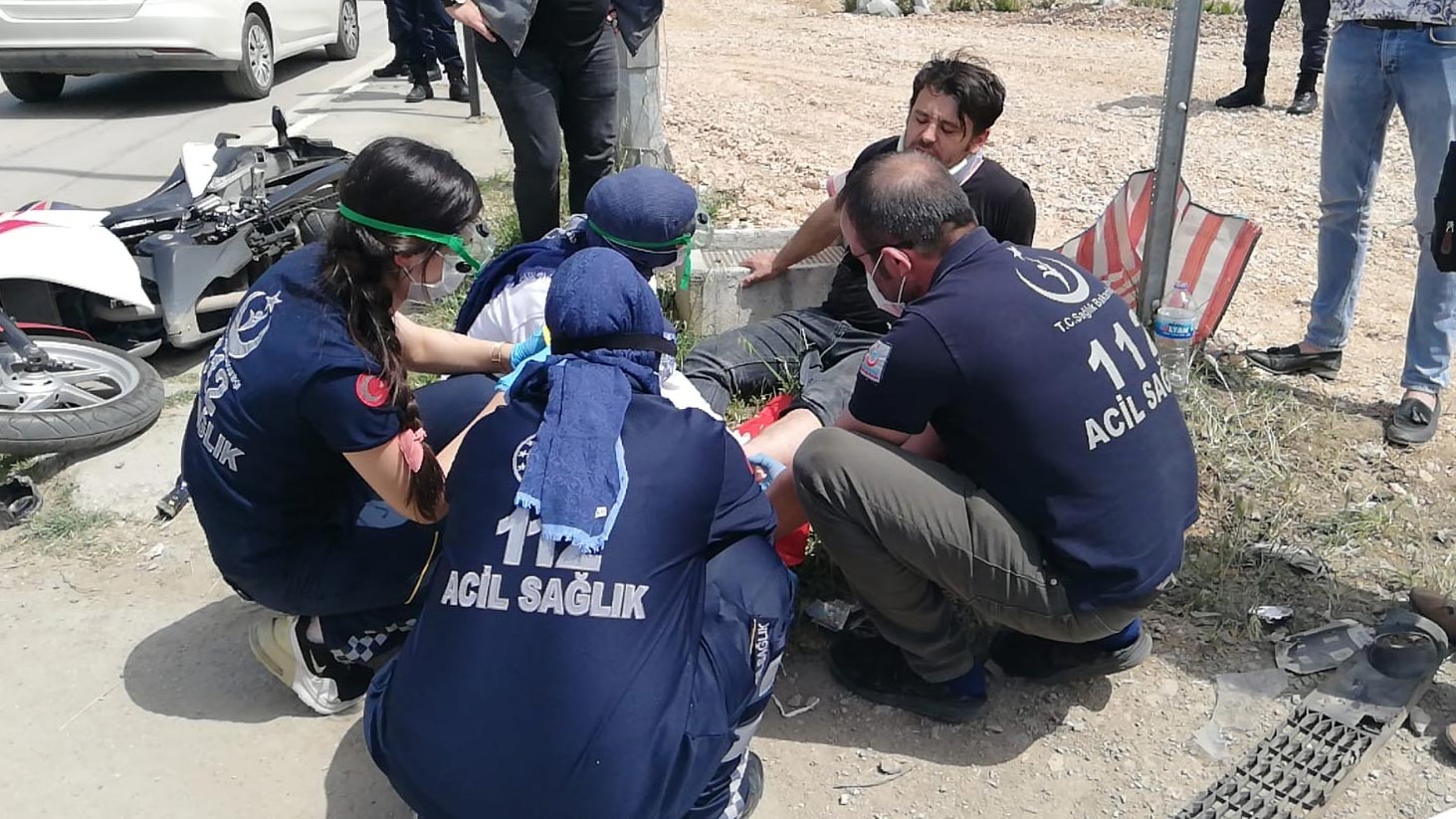 Bursa’da otomobille çarpışan motosikletli yaralandı Bursa’da otomobille çarpışan motosikletli yaralandı