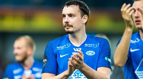 Kulüpten para çaldığı için kovulan futbolcudan açıklama Kulüpten para çaldığı için kovulan futbolcudan açıklama