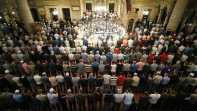İçişleri Bakanlığı’ndan ‘cami ve mescit’ genelgesi