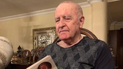 Bir profesör daha virüse yenildi