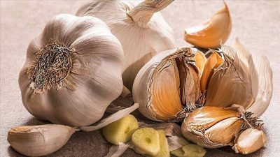 Nisanda fiyatı en fazla artan ürün sarımsak