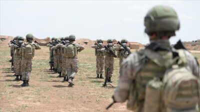 ‘Sınır ötesinin kahramanları’ bayrama görev başında girdi