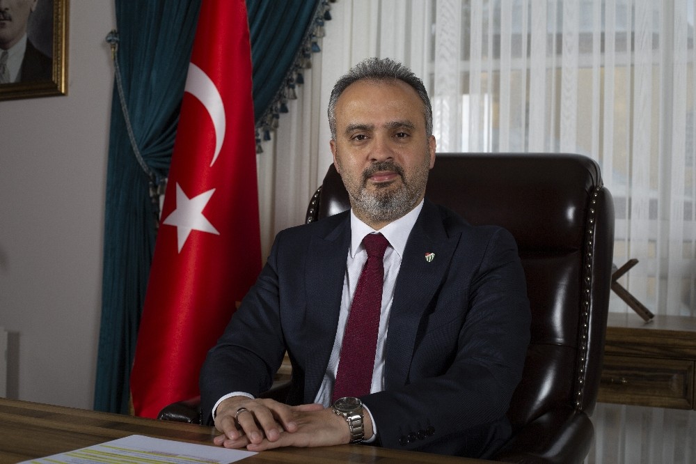 Alinur Aktaş’tan 15 Temmuz videosu