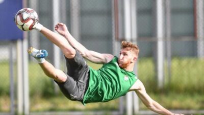 Bursaspor’un genç yıldızı Ümit Milli Takım’a seçildi…
