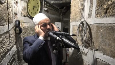 Bursa’da camilerden tekbir sesleri yükseldi