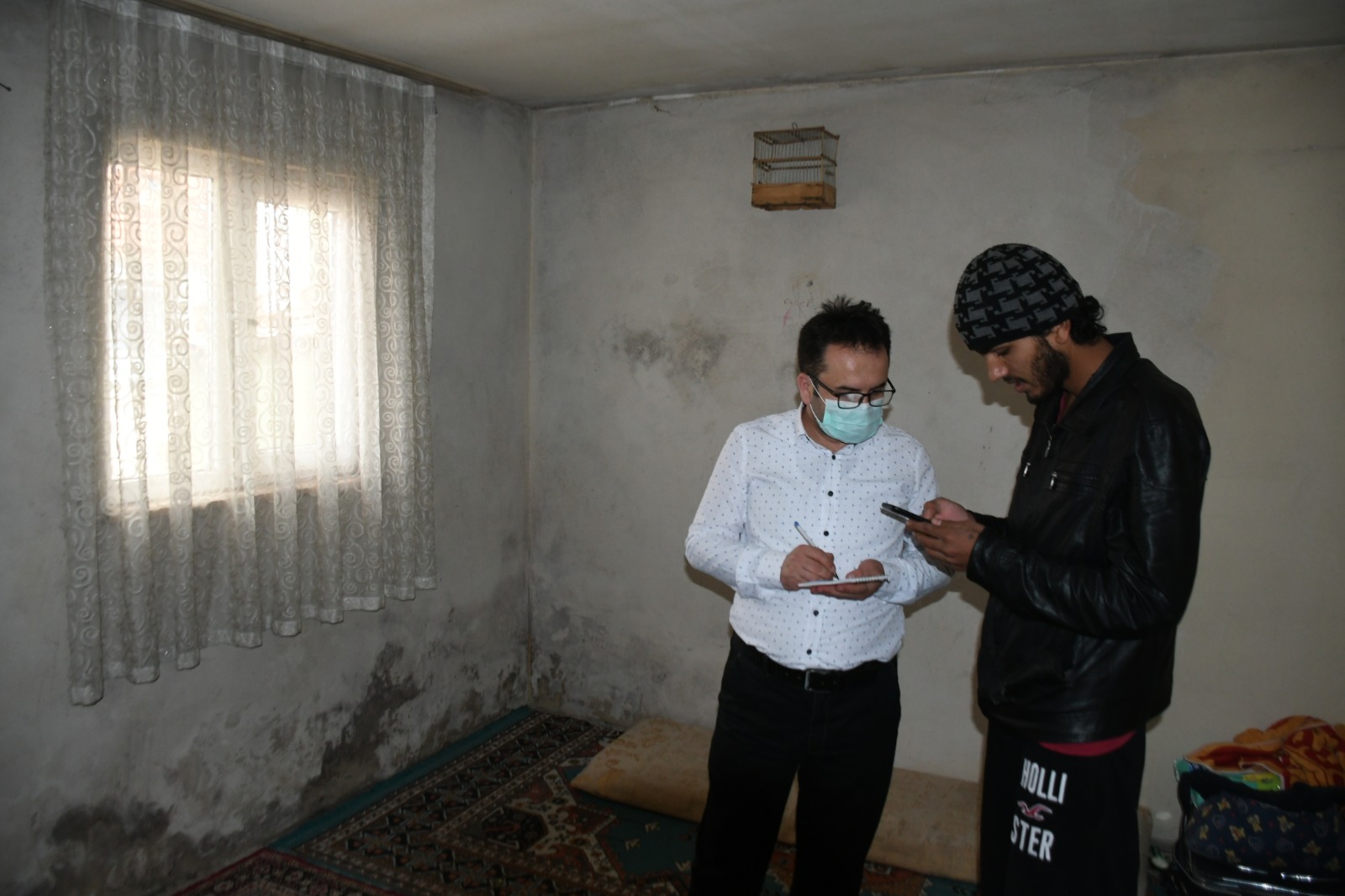 Alper Taban mazlumlara yardım eli uzatıyor Alper Taban mazlumlara yardım eli uzatıyor