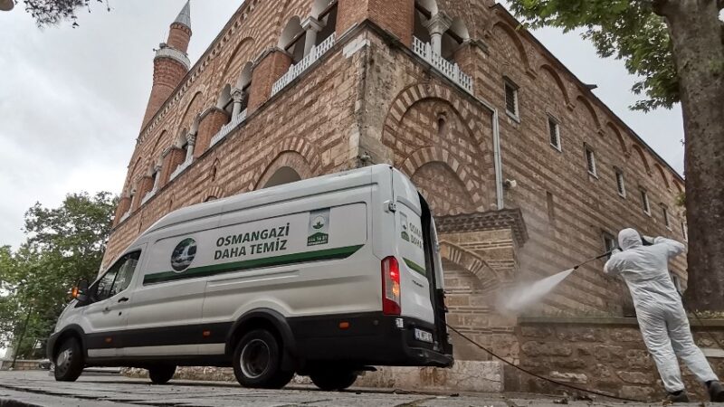 Osmangazi Belediyesi, koronavirüs tedbirleri kapsamında bir süredir kapalı bulunan camilerin