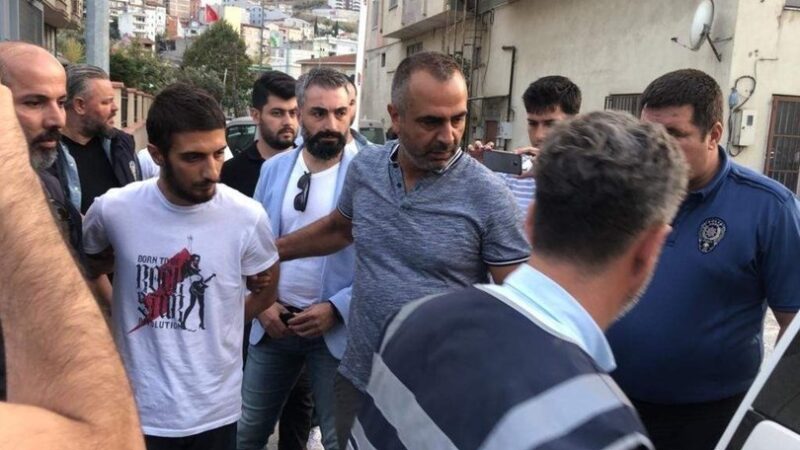 Bursa’da annesini vahşice öldürmüştü! ‘Geceleri uyuyamıyorum’ Bursa'da, yalnız yaşayan annesi Tülin Beygirci'yi (48), 50 bıçak darbesiyle