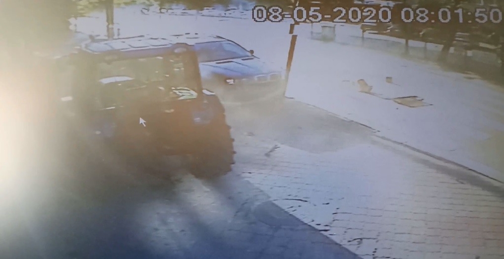 Bursa’daki korkunç kaza kamerada Bursa’daki korkunç kaza kamerada