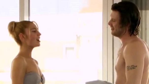 ‘Kıvanç Tatlıtuğ ile öpüşeceğim için gözüme uyku girmedi’ diyen ünlü oyuncunun işte son hali