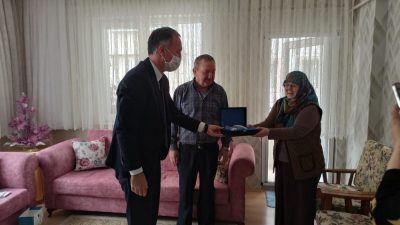 İnegöl Belediye Başkanı Taban’dan 65 yaş üstü ziyareti