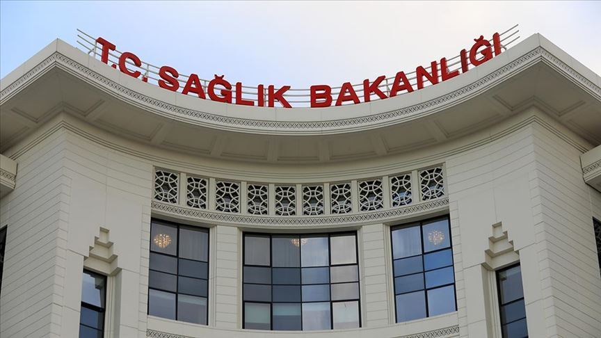 Bakanlık duyurdu! Yurtdışından gelenlerle ilgili yeni karar