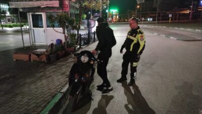 Kısıtlamayı ihlal ettiler! Cezadan kaçamadılar…